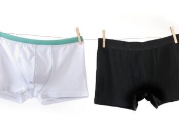 Hanging men's lower-body underwear
