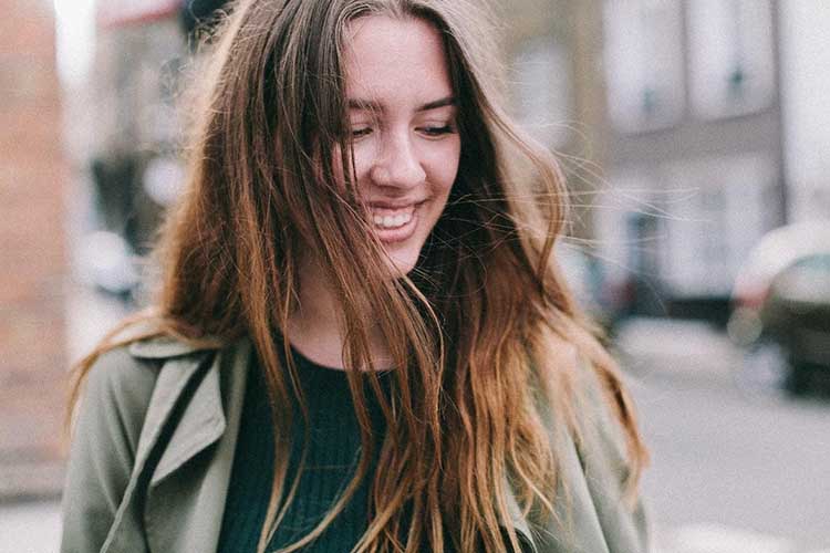 How to transform from yellow to white teeth