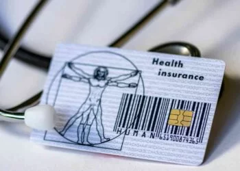 Stetoscope and health insurance card